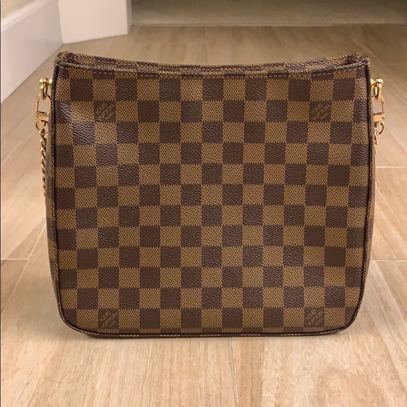 ❌SOLD❌ Louis Vuitton Crossbody - Picture 2 of 8